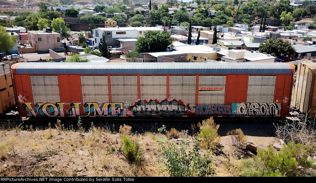 BNSF 27041 TTGX 693325